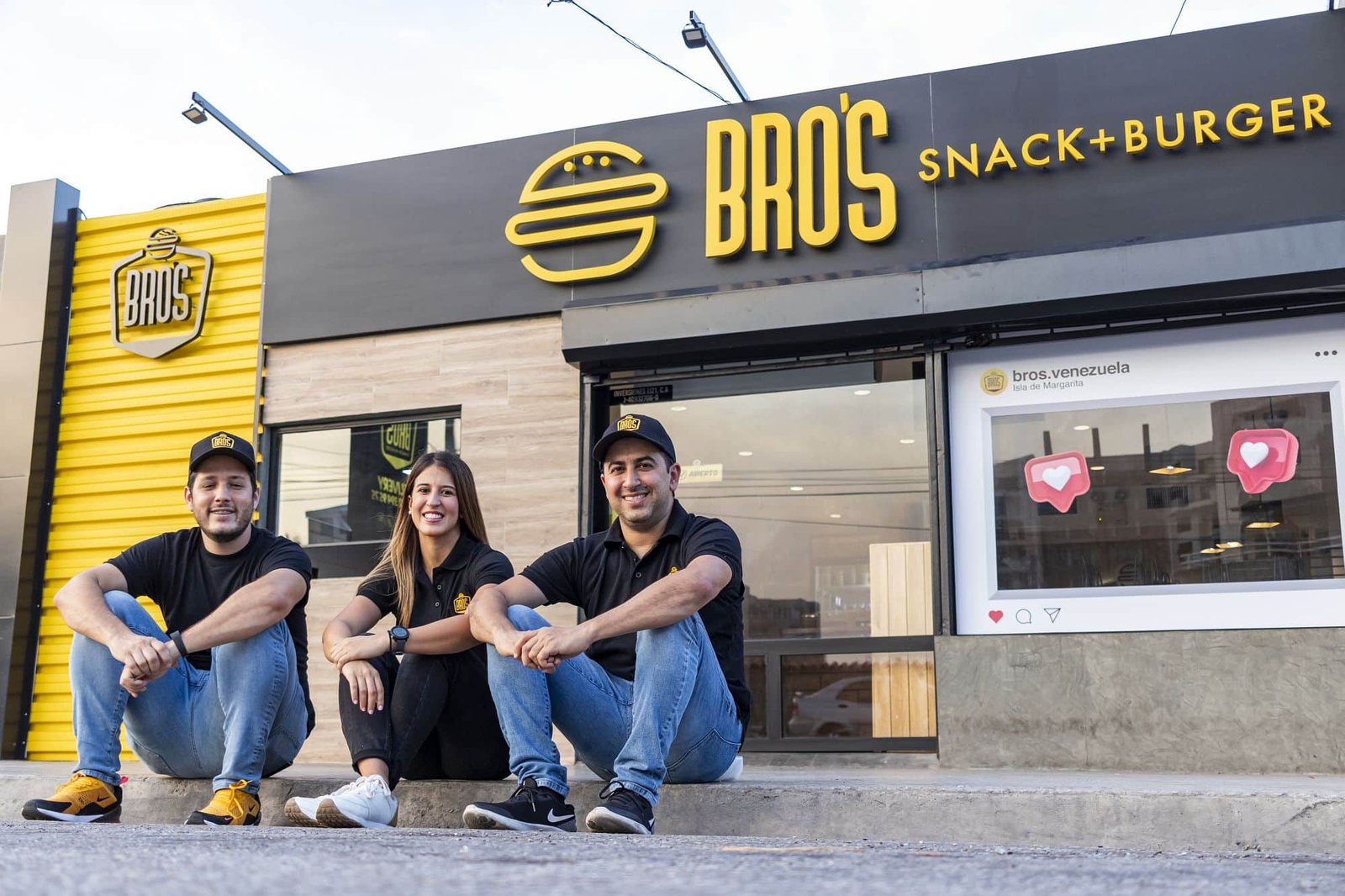 Equipo de Bro’s en el restaurante